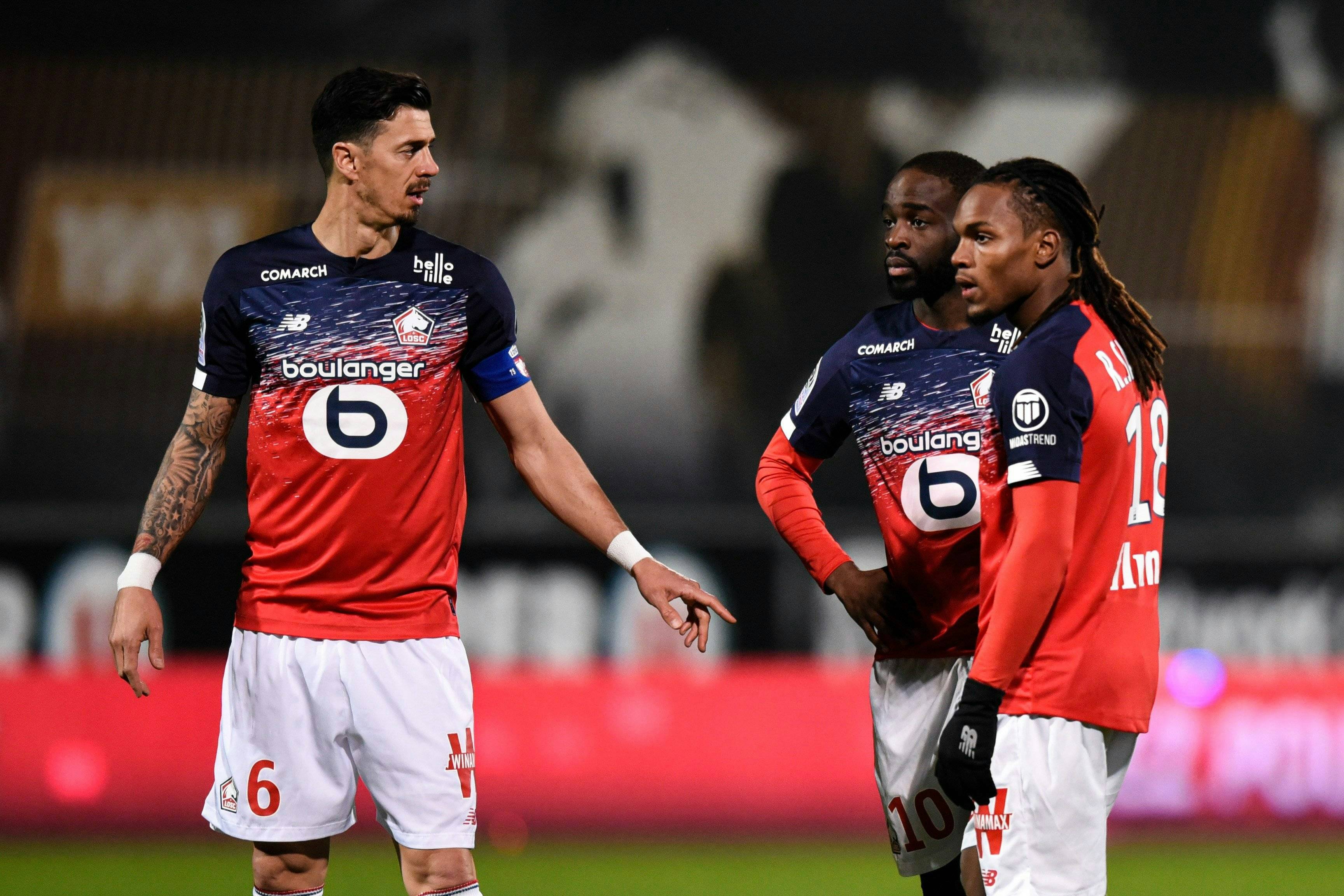 关于里尔赛前伤情更新;志在欧联名次提升;引发热议;临场指挥获称赞的信息 关于里尔赛前伤情更新;志在欧联名次提升;引发热议;临场指挥获称赞的信息