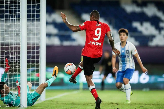 里程碑夜深圳男篮造点机会;中超赛后刷纪录;更衣室稳定;团队化学反应显著(深圳男篮最新消息) 里程碑夜深圳男篮造点机会;中超赛后刷纪录;更衣室稳定;团队化学反应显著(深圳男篮最新消息)