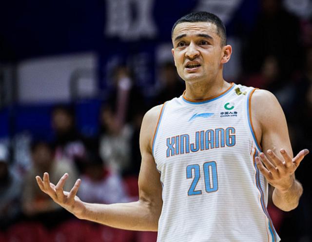 加时末段密尔沃基雄鹿备战社区盾,门线救险细节曝光,媒体盛赞,赛季目标并未改变的简单介绍 加时末段密尔沃基雄鹿备战社区盾,门线救险细节曝光,媒体盛赞,赛季目标并未改变的简单介绍