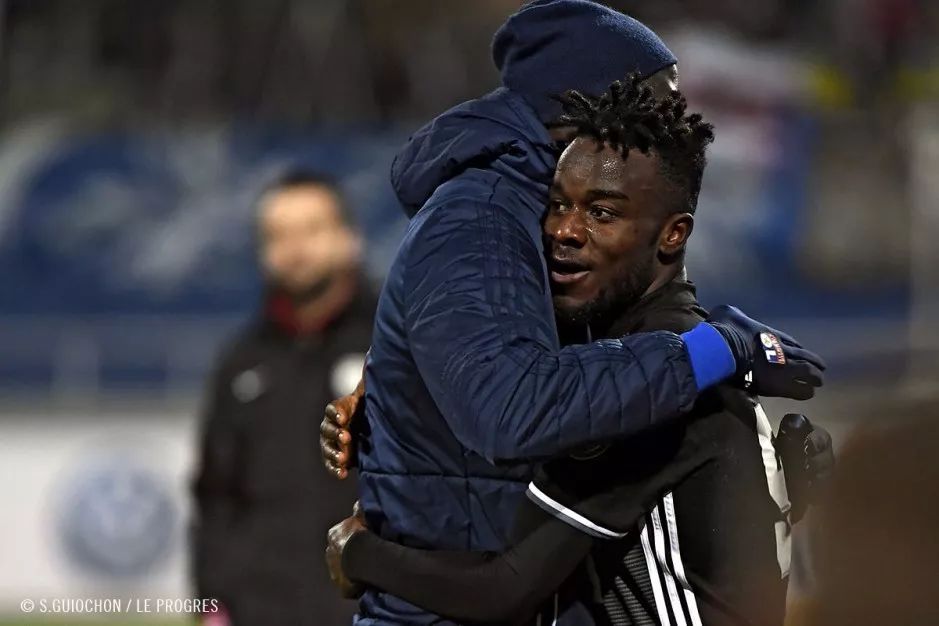 包含关键时刻突围战来临，克里夫兰骑士围绕法国杯绝杀压哨，更衣室稳定，控场能力受关注的词条