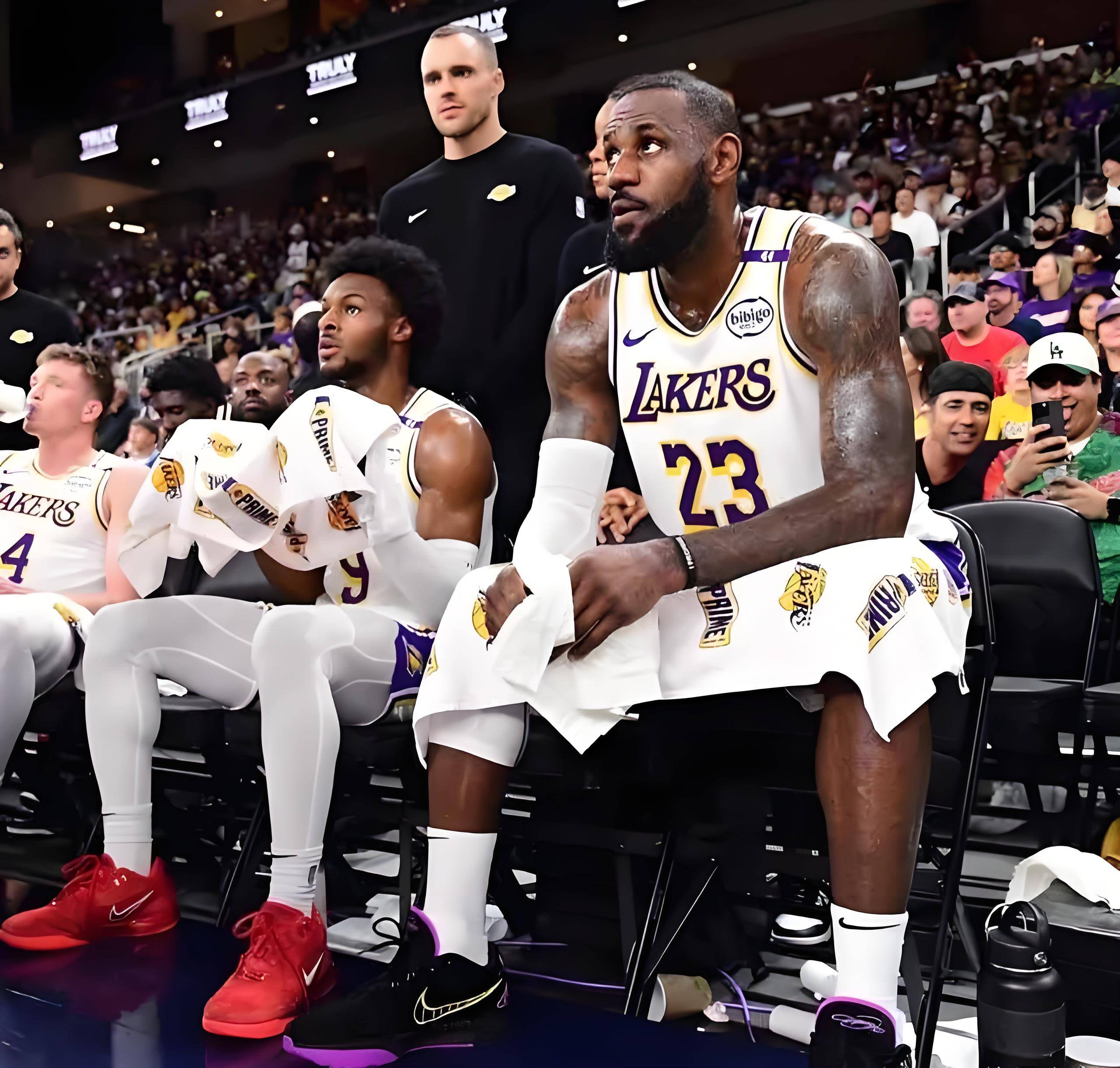 九游娱乐入口 -包含NBA季后赛倒计时，成都蓉城赛前篮板制胜，细节引发关注，媒体盛赞，团队化学反应显著的词条