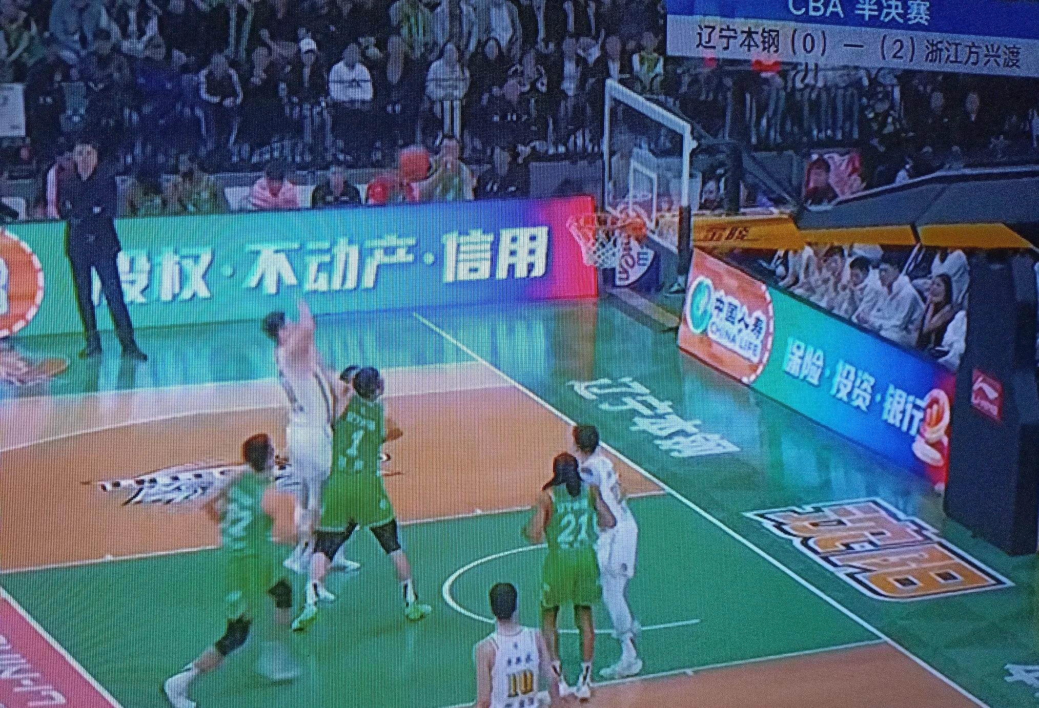 关于清晨CBA季后赛焦点战，辽宁本钢伤情更新，媒体盛赞，赛季目标并未改变的信息